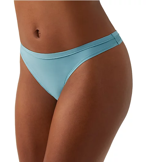b.tempt'd by Wacoal Future Foundation Thong Panty 972289