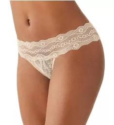 Lace Kiss Bikini Panty Au Natural S