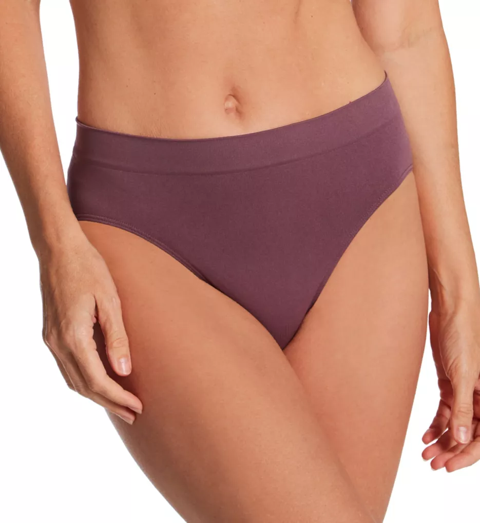 One Smooth U All-Around Smoothing Hi-Cut Panty Currant Purple 7