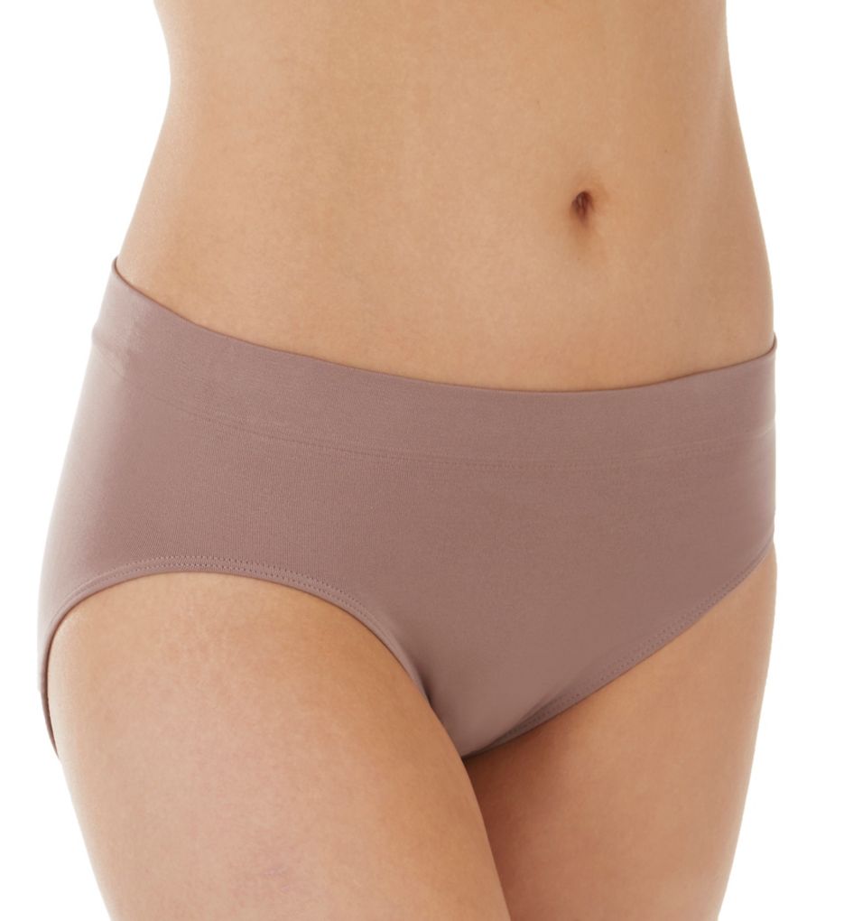 Bali Women's One Smooth U All-Around Smoothing Hi-Cut Panty in Mocha Velvet | Size: 9 | HerRoom.com