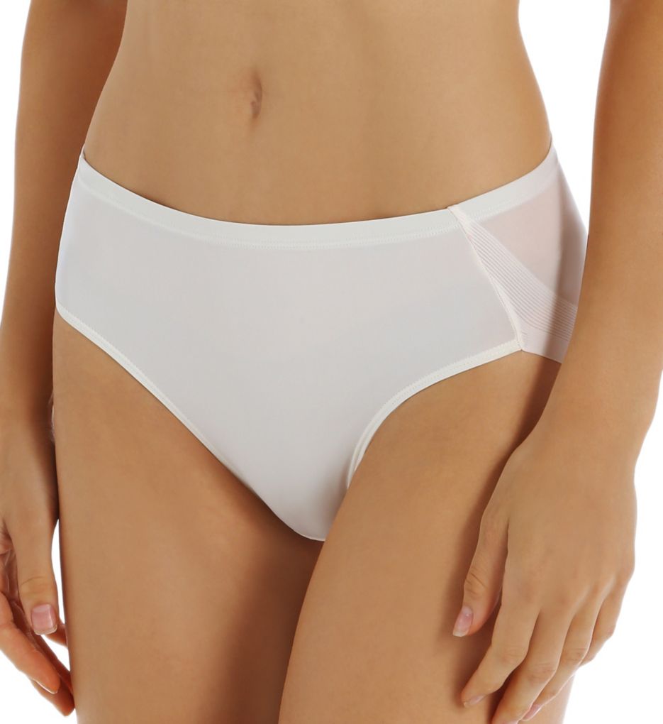 One Smooth U Ultralight Hipster Panty
