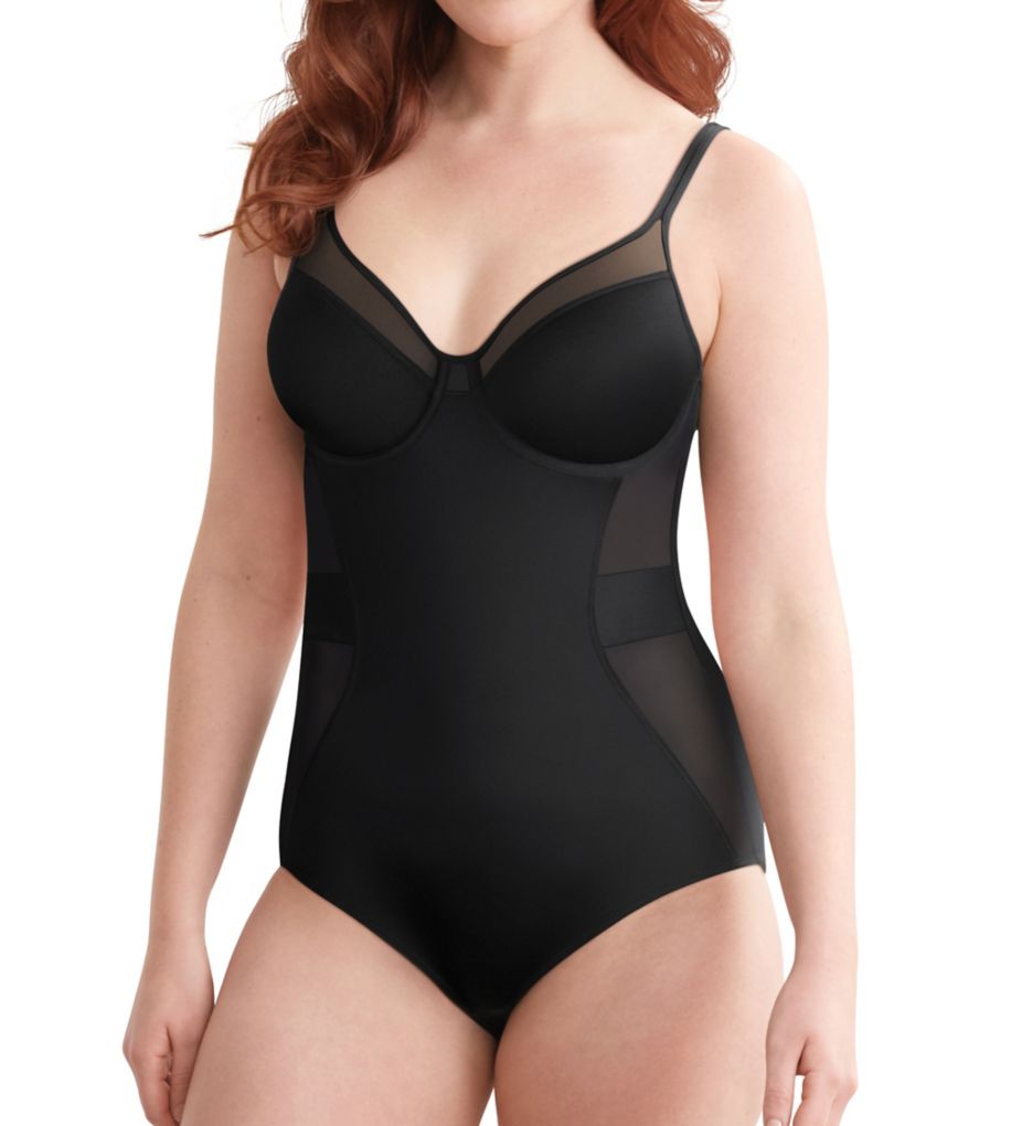 Bras and Panties by Bali (2356133)