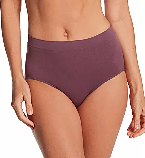 One Smooth U All-Around Smoothing Brief Panty Currant Purple 6