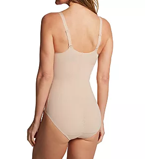 360° Smoothing Bodysuit Firm Control Nude M