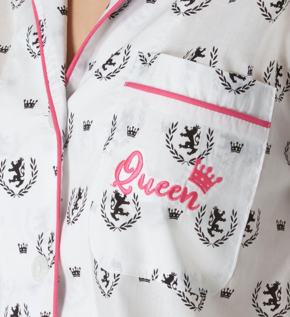 Hail to the Queen Nightshirt-cs2