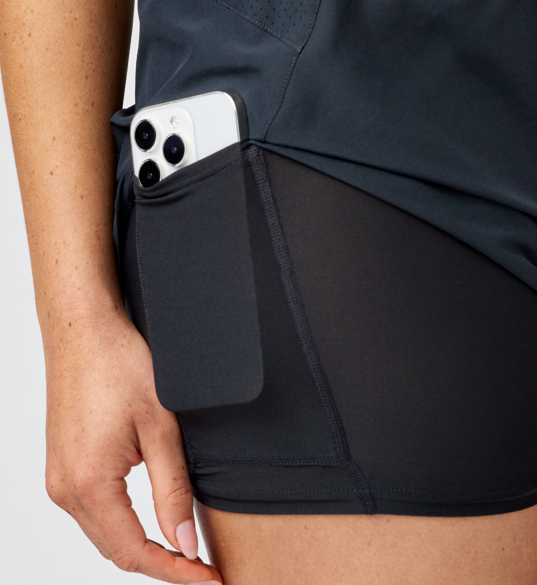 Brooks Dash 2-IN-1 Short 221754  – Main View  – Front View  – Back View – Detail View