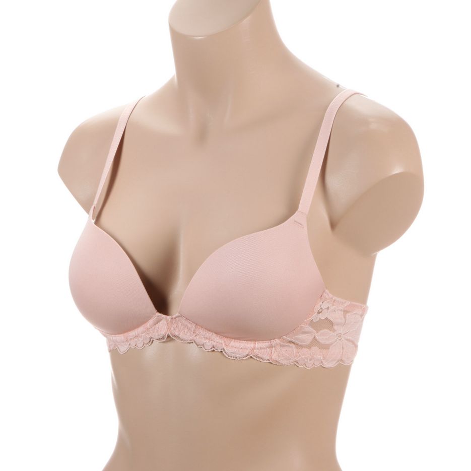 Feeling Famous Wirefree Push Up Bra