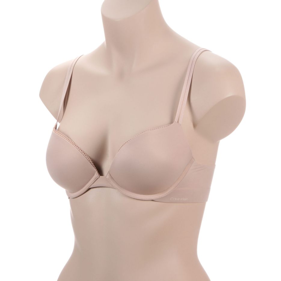 Calvin Klein Women's Liquid Touch Push-Up Plunge Bra QF4083