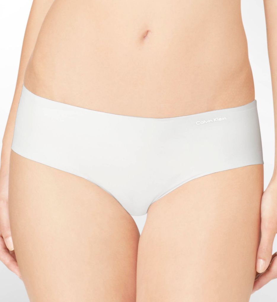 Calvin Klein Women's Invisibles Hipster Panty in White | Size Medium | HerRoom.com