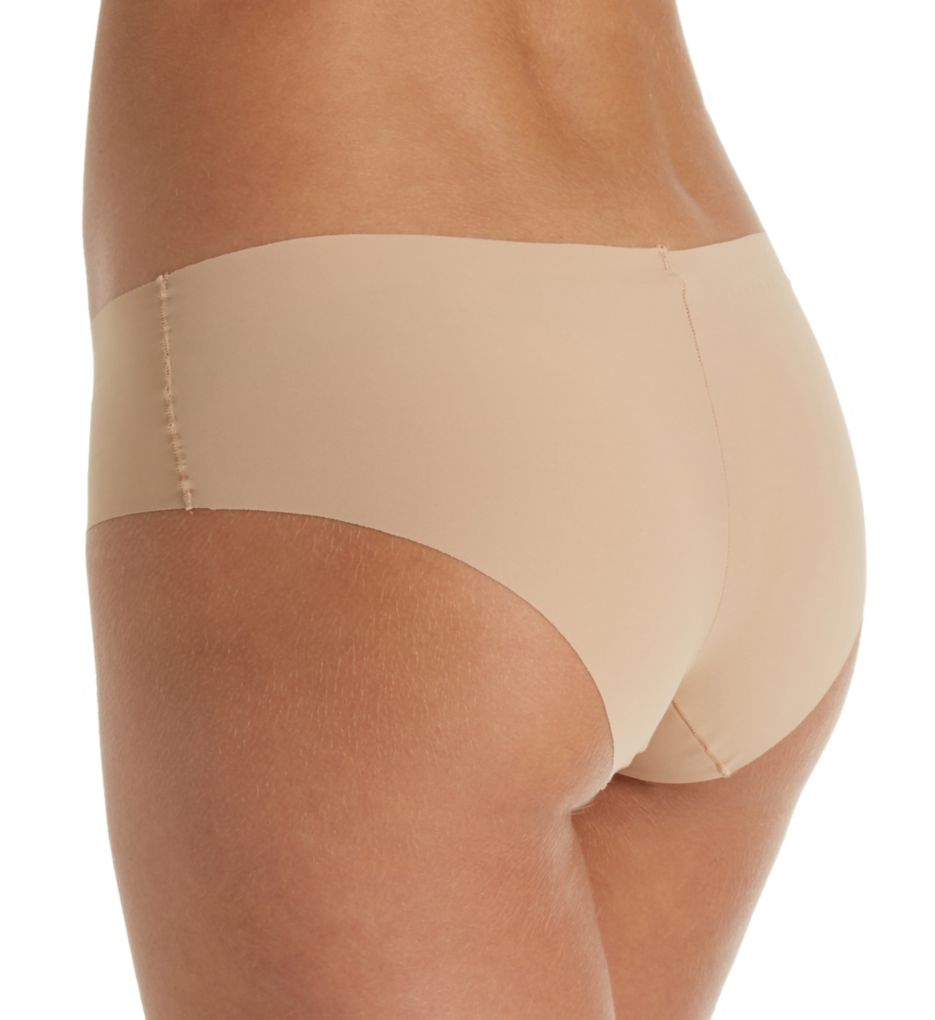 Calvin Klein Women's Invisibles Seamless Hipster Panties 