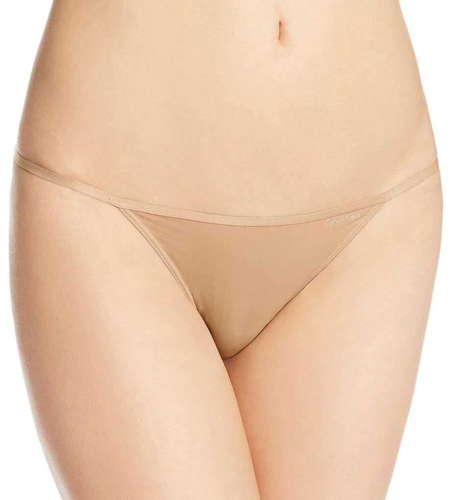 Calvin Klein Women's Sleek Model Thong Panty, Bare  