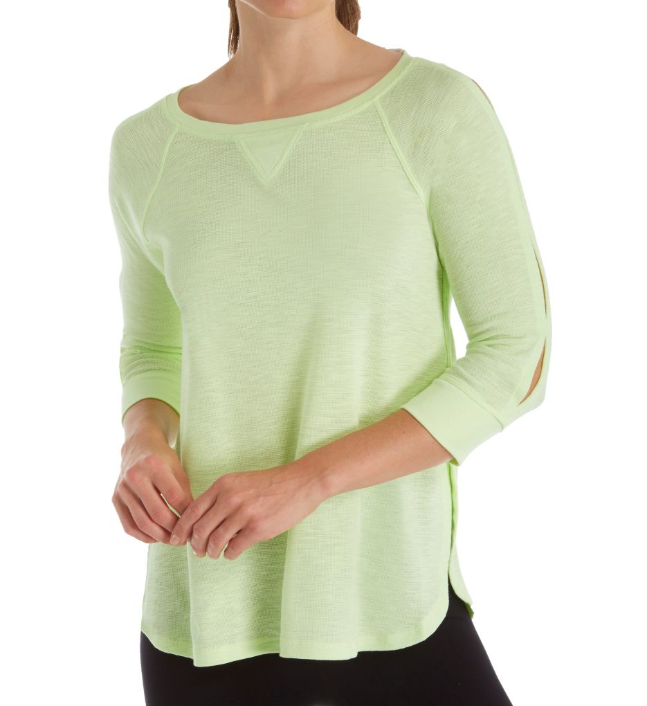 Keyhole Sleeve Curved Hem Pullover Top-acs