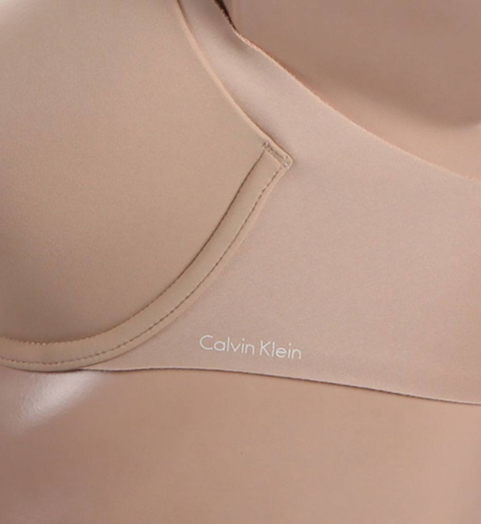 EUC Calvin Klein Invisibles Full Coverage Contour T-Shirt Bra Size