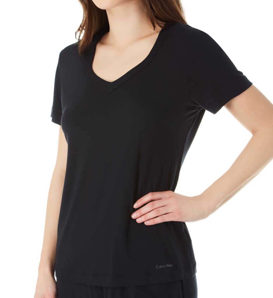 Sophisticated Modal Short Sleeve V-Neck T-Shirt-acs