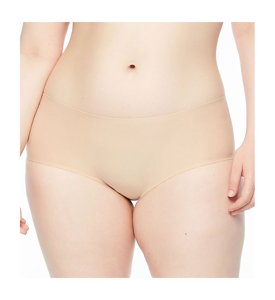 Chantelle >> Chantelle 1134 Soft Stretch Seamless Hipster Plus Size Panty (Ultra Nude O/S)