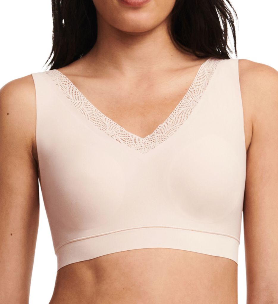 Chantelle Women's Soft Stretch Lightly Padded Wireless Bra Top in Pink | Size Medium/Large | HerRoom.com