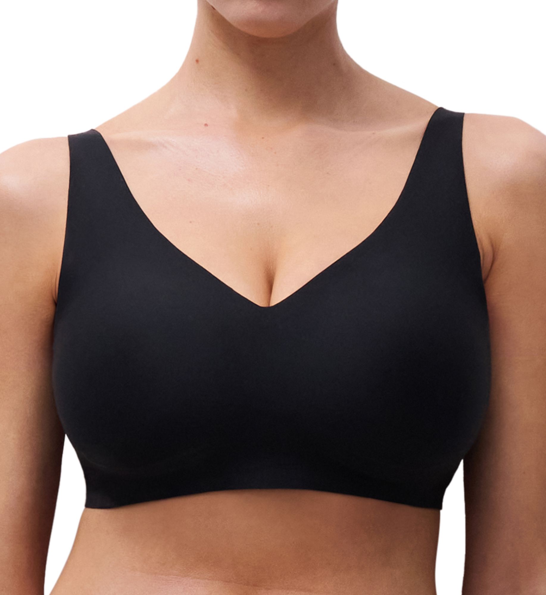 Chantelle Women's Soft Stretch Power V Neck Wireless Bra in Black | Size: 2X | HerRoom.com