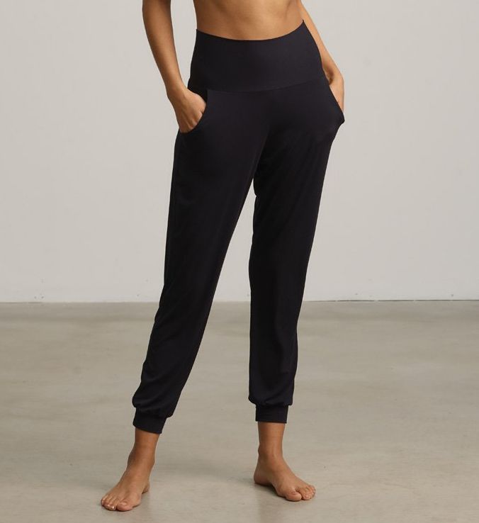 Butter High-Rise Capri Jogger