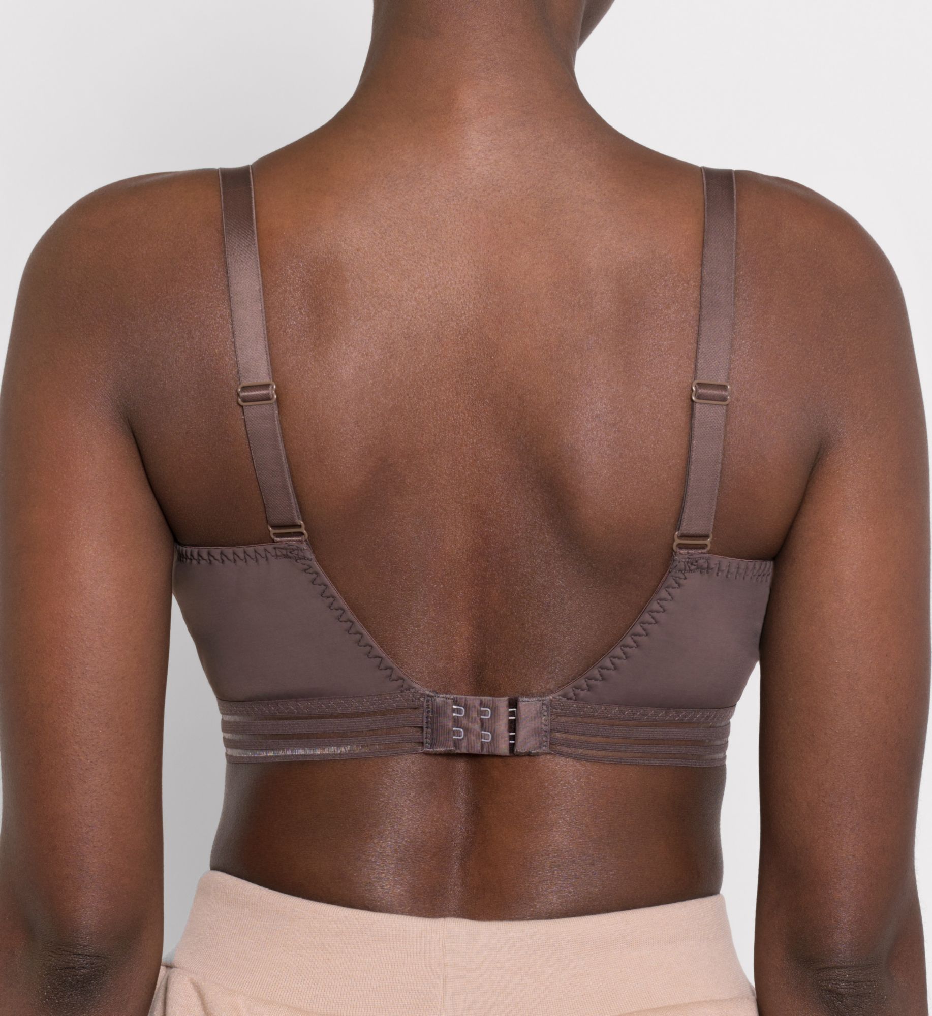 Curvy Kate Unwind Wireless Bralette Cocoa 32DD/E  - Image 2