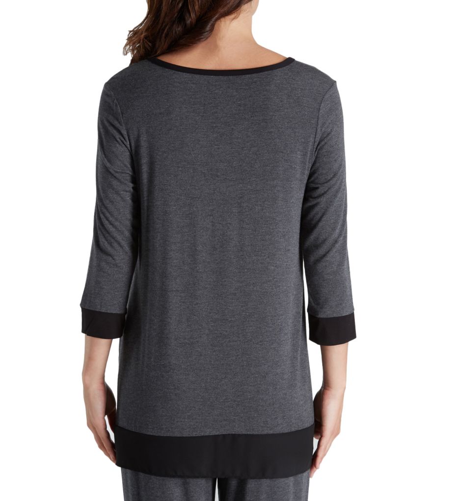 Season Silhouettes 3/4 Sleeve Top-bs