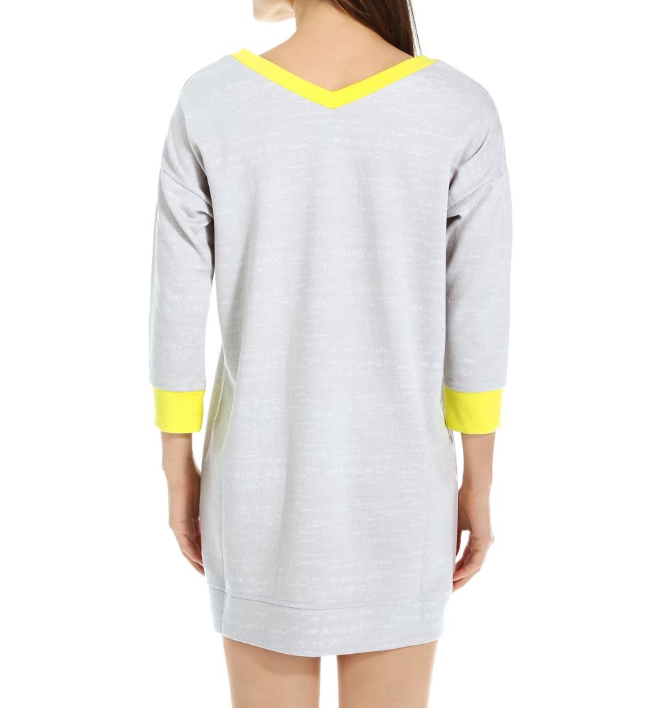 Wave 3/4 Sleeve Sleepshirt