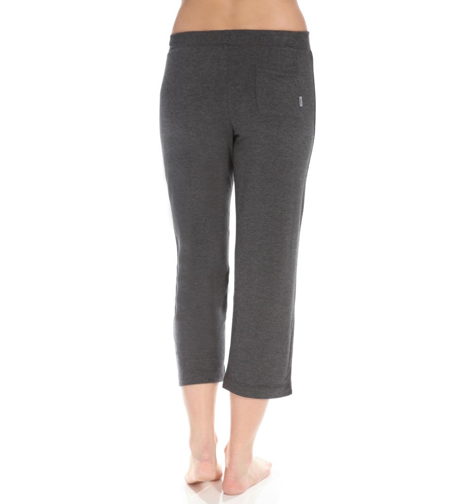 Urban Essentials Capri