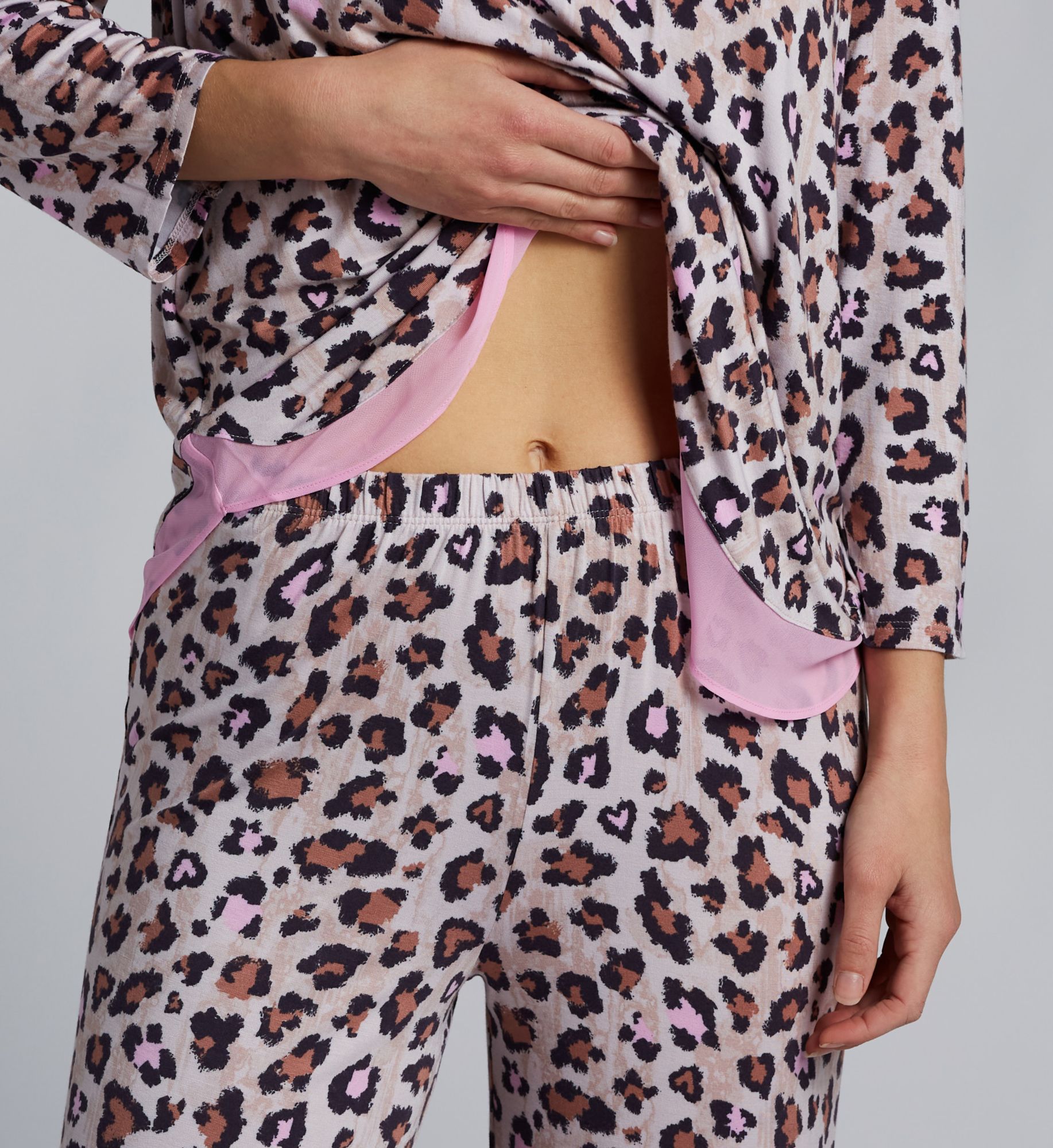 Ellen Tracy Leopard Cropped Pant PJ Set N852667 - Image 4
