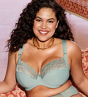 Lucie Underwire Stretch Cup Plunge Bra Mist 46DD
