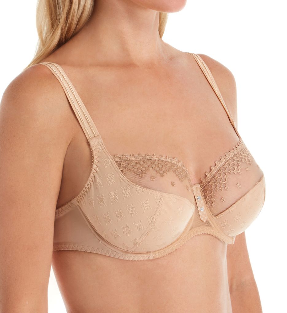 Jazz Underwire Low Necked Bra