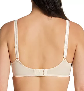 Cassiopee Seamless Spacer Foam Underwire Bra Creamy Beige 34C