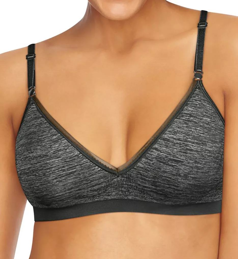 Hanes Invisible Embrace Comfort Flex Fit Wirefree Bra, Bras, Clothing &  Accessories