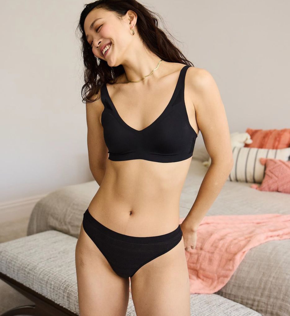 Wireless  Womens Hanes Hanes Invisible Embrace Women'S Bralette, Comfortflex  Fit » Every Six Weeks