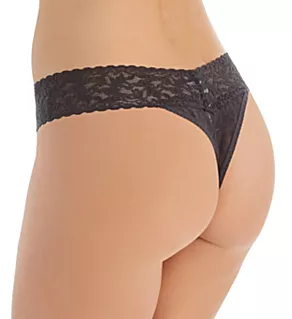 Signature Lace Original Rise Thong Granite O/S