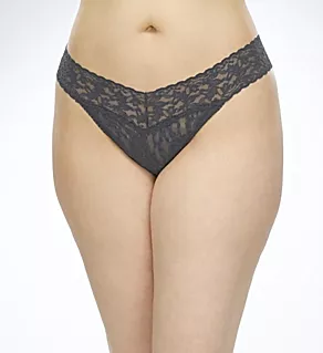 Signature Lace Plus Size Thong Granite O/S Plus