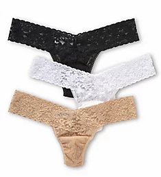 Signature Lace Low Rise Thong - 3 Pack Black/Chai/White O/S