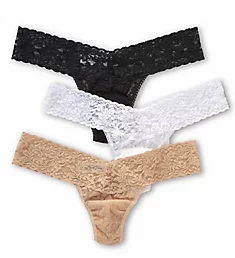 Signature Lace Low Rise Thong - 3 Pack