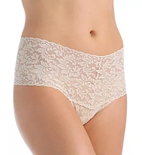 Signature Lace Retro Thong Chai O/S
