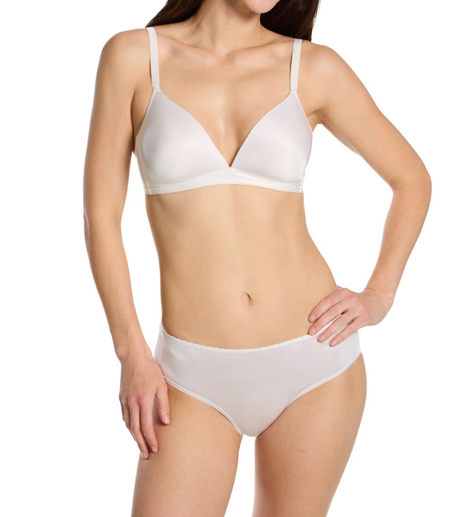 Hanro Satin Deluxe Hi Cut Brief Panty 71126 - Image 3