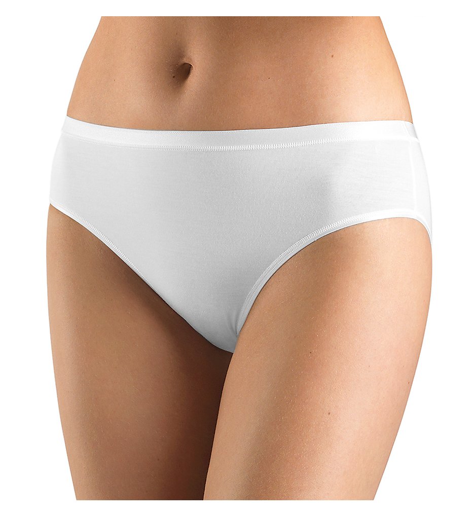 Hanro >> Hanro 71253 Soft Touch Hi Cut Brief Panty (White XS)