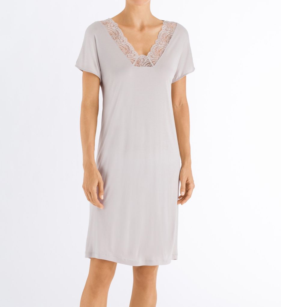 Jolina Short Sleeve Gown