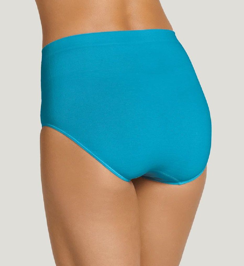 jockey breathe brief