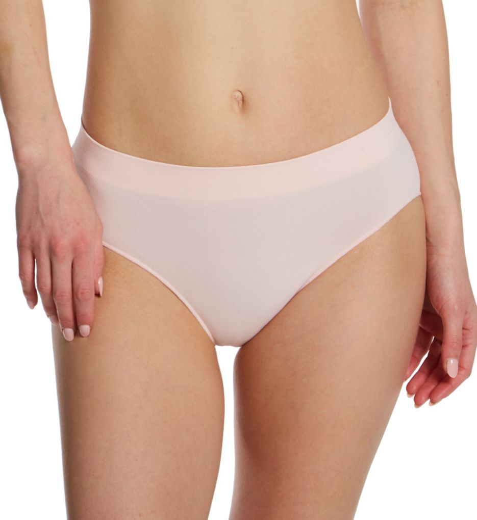 Le Mystere Women's Seamless Comfort Hipster Panty in Powder Pink | Size XL | HerRoom.com