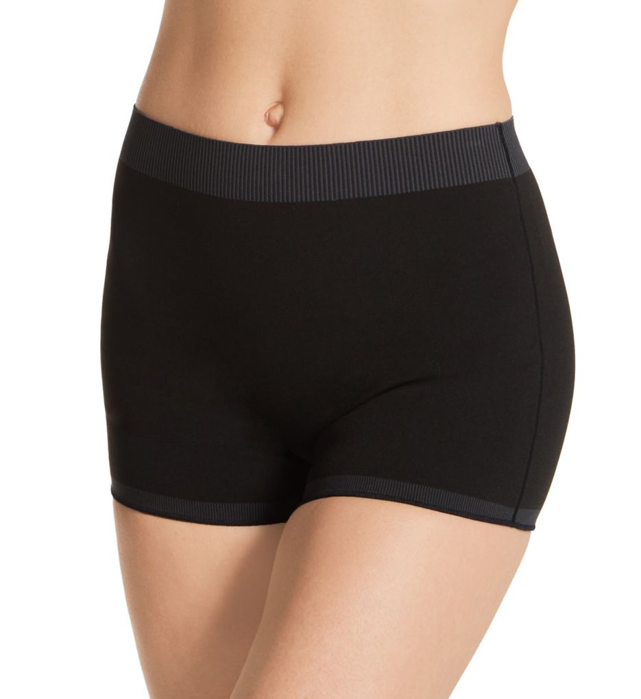 Le Mystere (2483108): Le Mystere 2333 Seamless Comfort Sport Short Panty (Black XL)