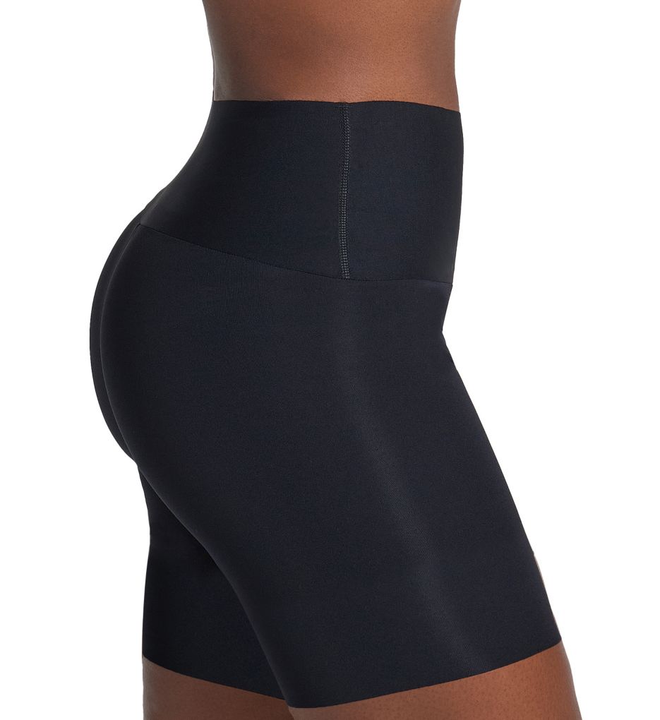 Stay-in-Place Seamless Slip Shorts