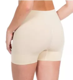 Seamless & Comfy Shaping Short