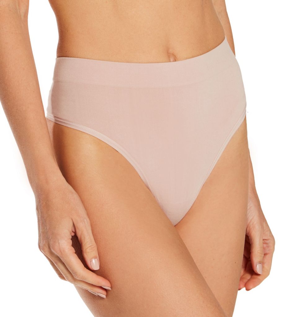 Seamless Comfort Thong Rose S by Magic Bodyfashion
