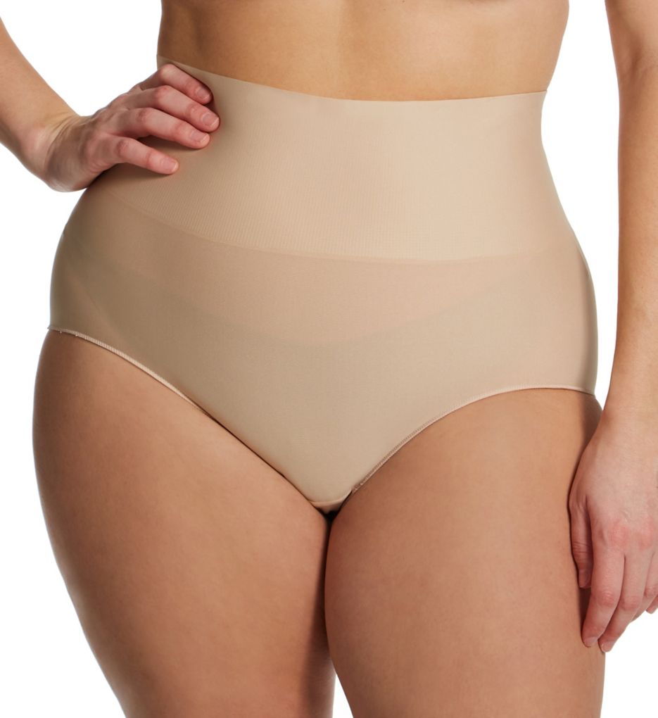 Women's Maidenform® Shapewear Tame Your Tummy ​Bottom Lift Shorts DMS090