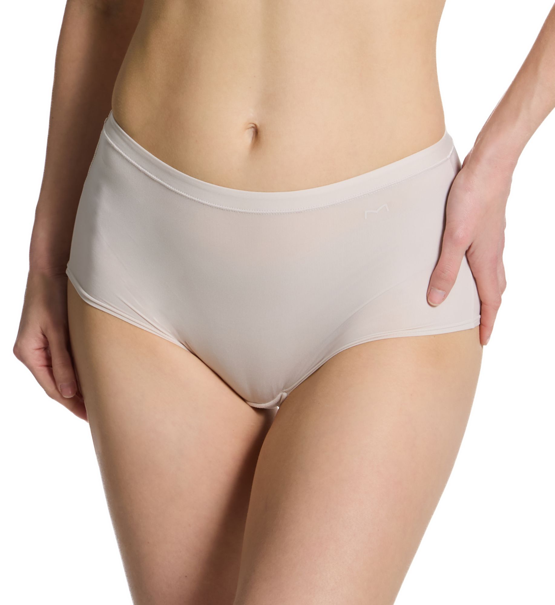 Maidenform Barely There Women's Boyshort, Buttery Soft No Lines Super Stretch Microfiber Beige Bisque M
