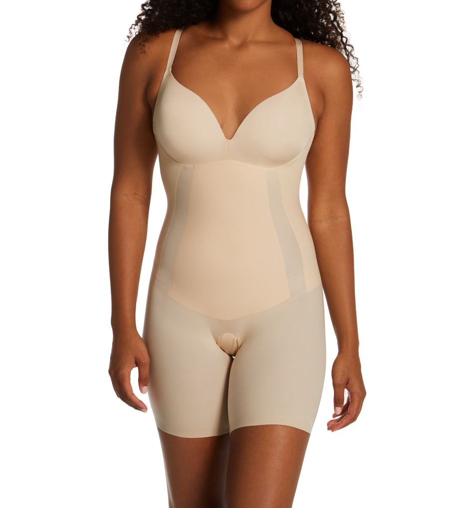 All-in-One Body Shaper: Ultimate Comfort and Design for the Modern Woma 