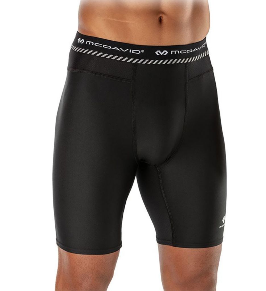 stortbui Voeding concert McDavid Performance Compression Wicking Short 10180